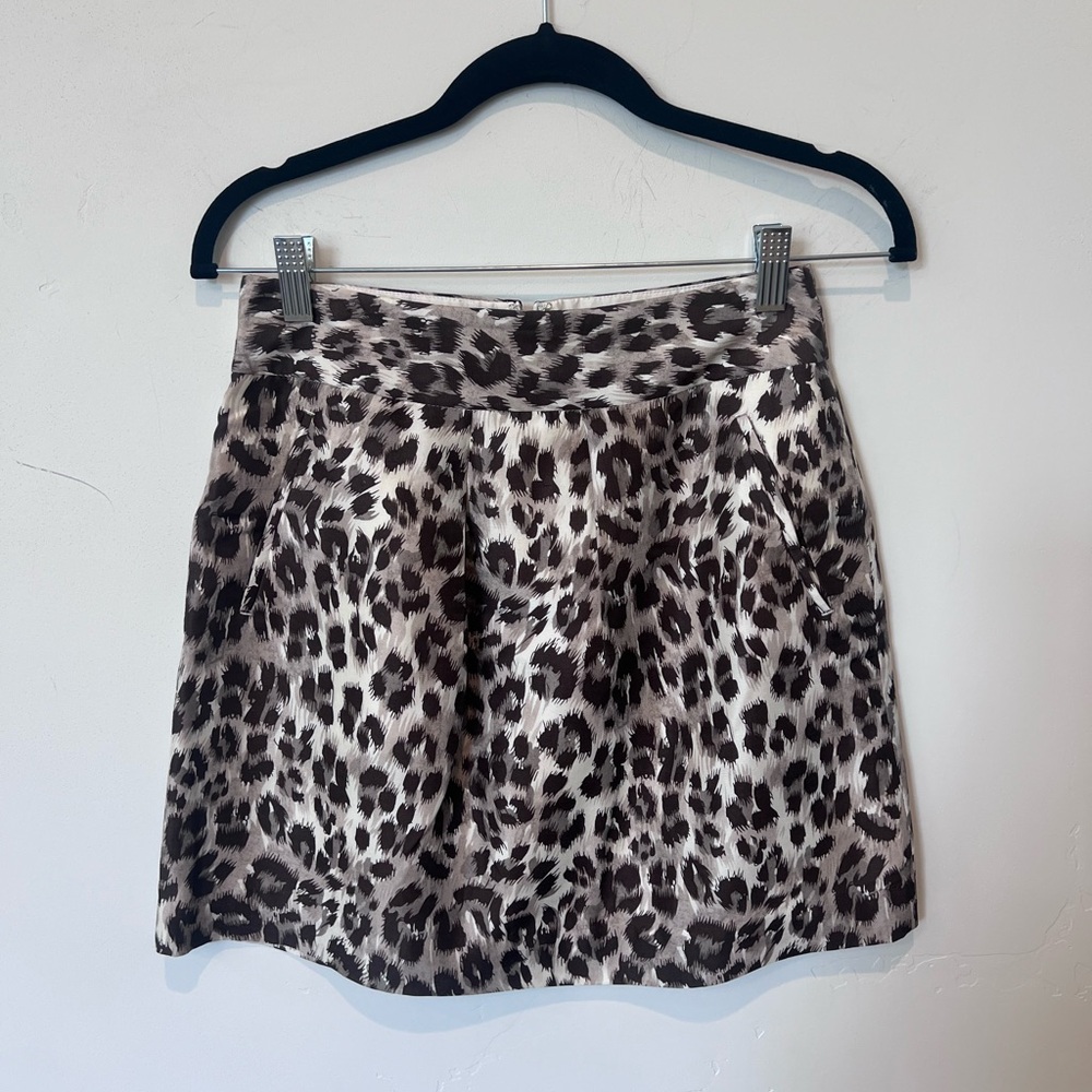 Banana Republic 100% Silk Leopard Print Mini Skirt Womens Size 00 Petite